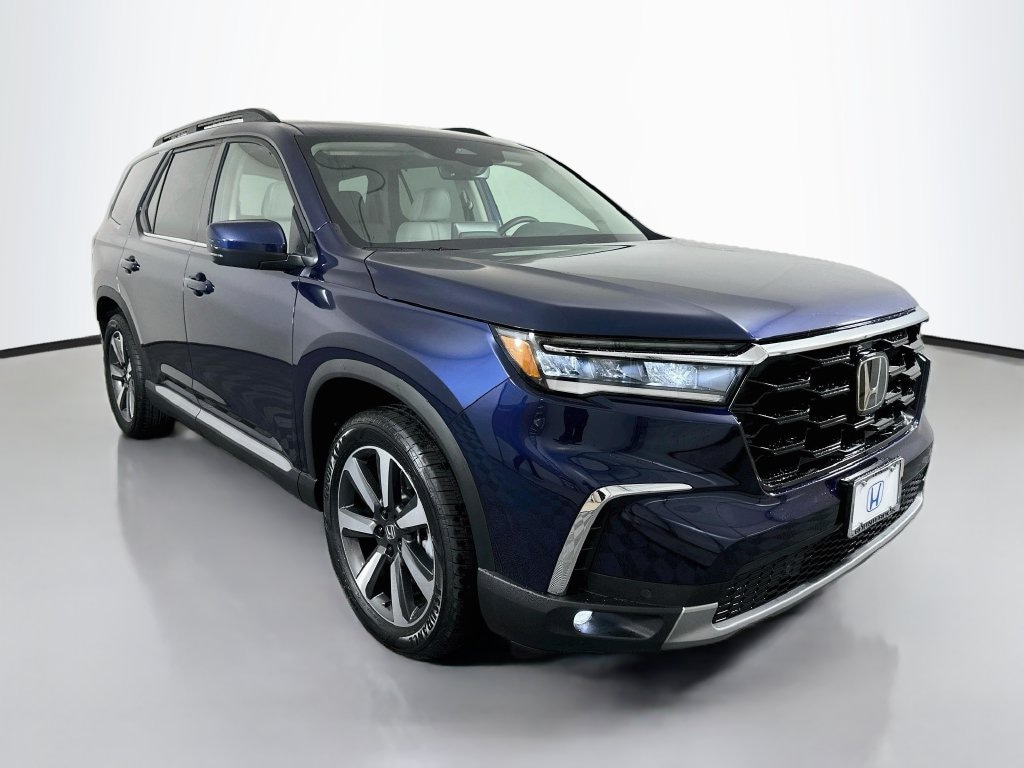 Certified 2023 Honda Pilot Touring SUV