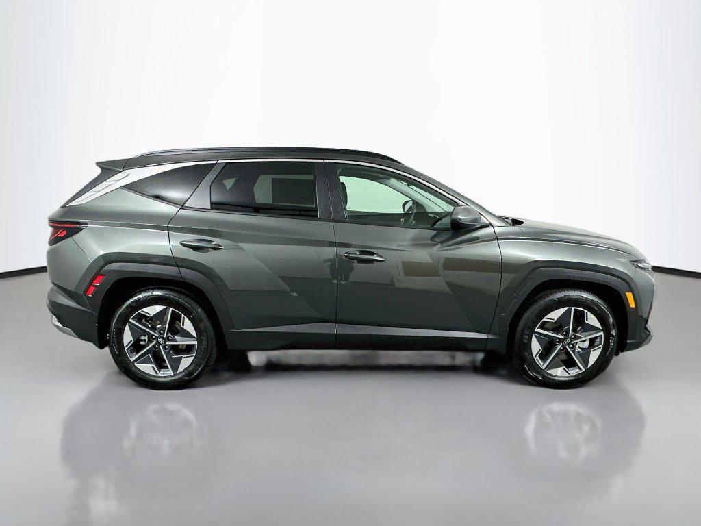 New 2026 Hyundai Tucson Hybrid SEL FWD SUV