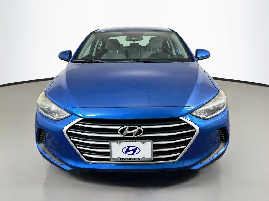 Used 2018 Hyundai Elantra SE with VIN 5NPD74LF0JH342721 for sale in Round Rock, TX