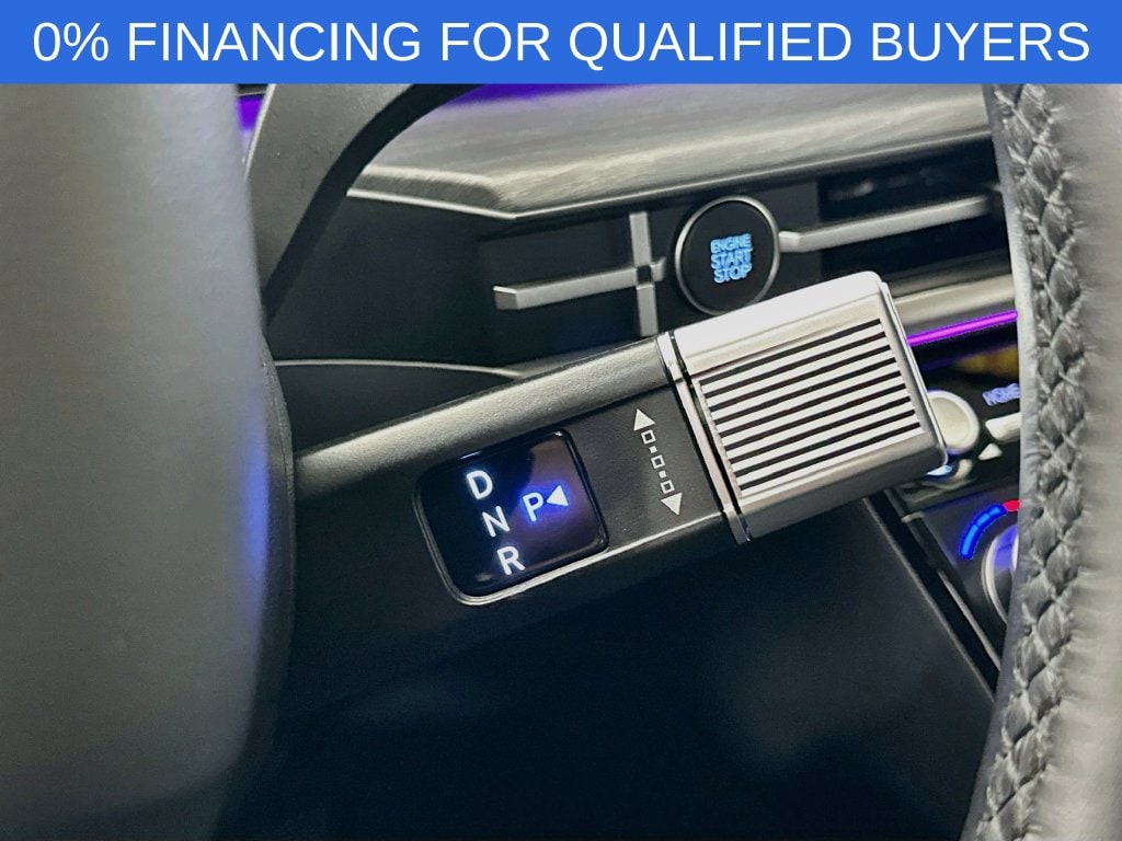 2026 Hyundai Santa Fe Limited - Photo 17