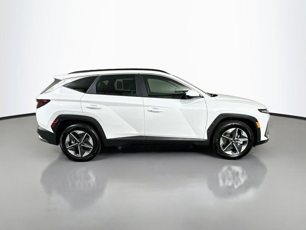 New 2026 Hyundai Tucson Hybrid SEL FWD SUV
