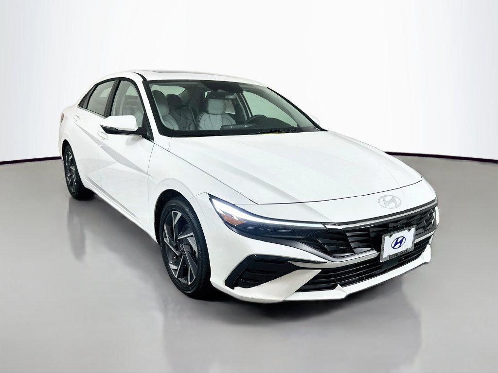 New 2026 Hyundai Elantra Limited Sedan