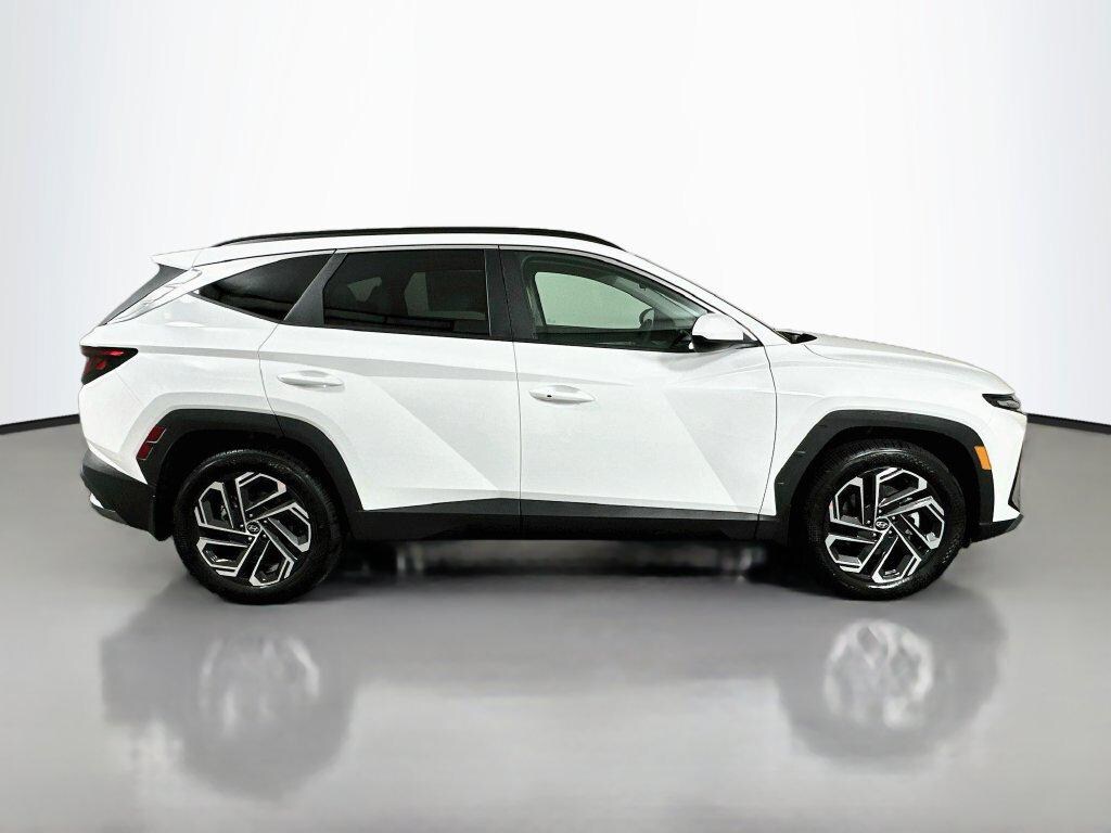 New 2026 Hyundai Tucson SEL Plus FWD SUV