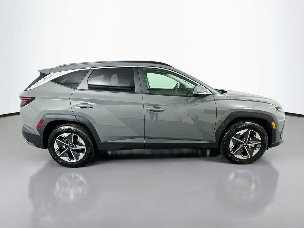 New 2026 Hyundai Tucson SEL Premium FWD SUV