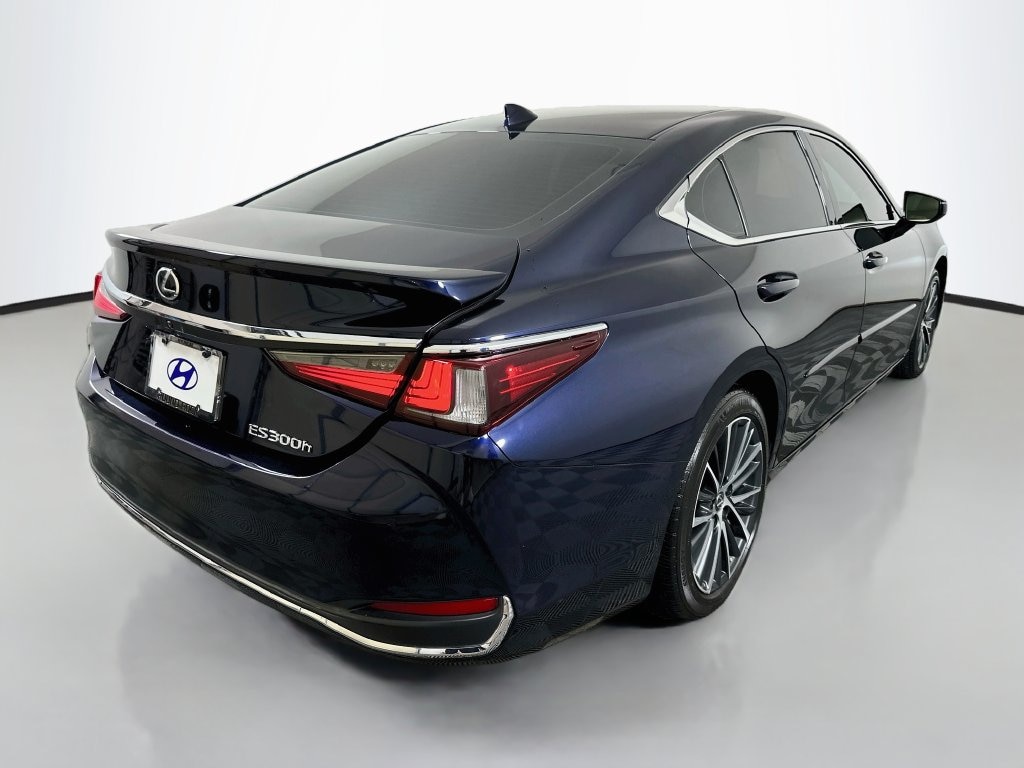 Used 2025 Lexus ES 300h Sedan