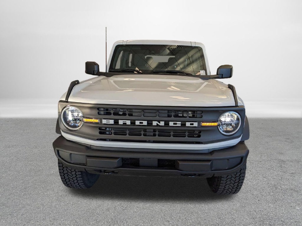 New 2026 Ford Bronco Base SUV