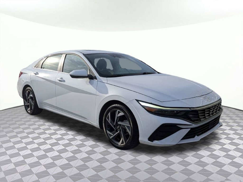 2025 Hyundai Elantra SEL