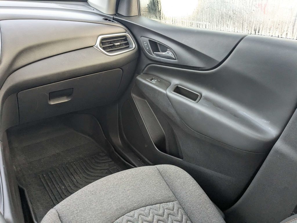 2024 Chevrolet Equinox LT - Photo 19