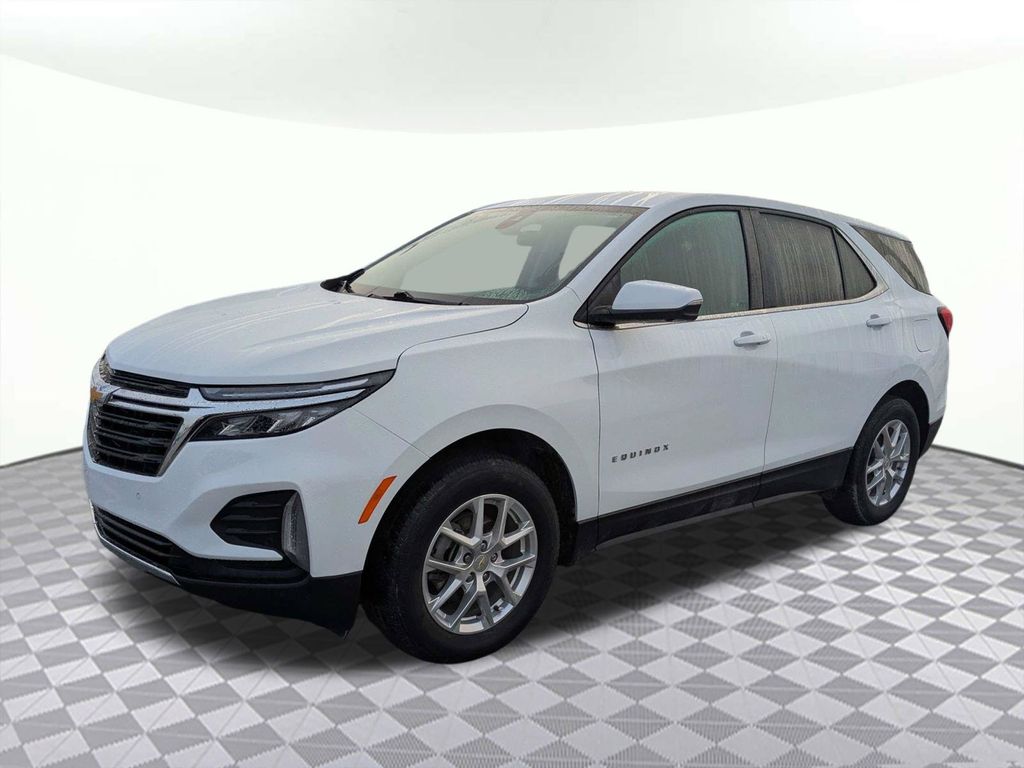 2024 Chevrolet Equinox LT - Photo 8