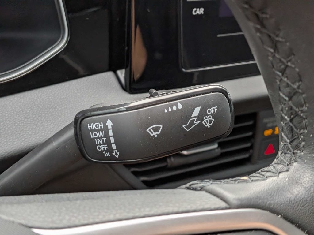 2025 Volkswagen Jetta Sport - Photo 24