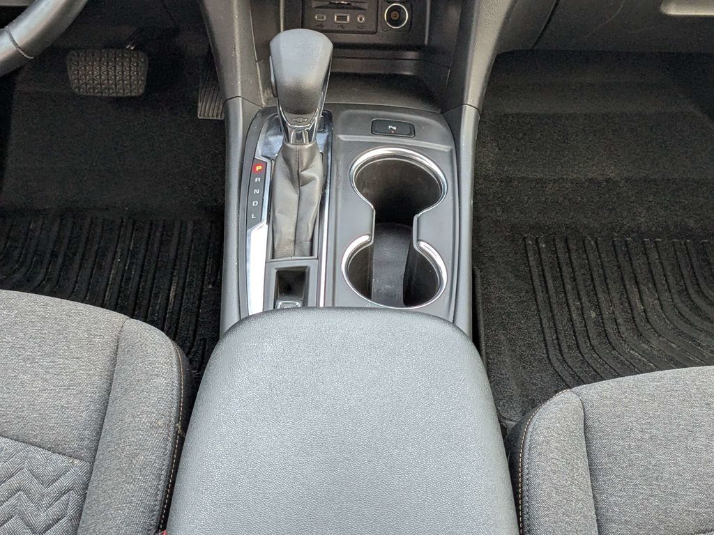 2024 Chevrolet Equinox LT - Photo 21