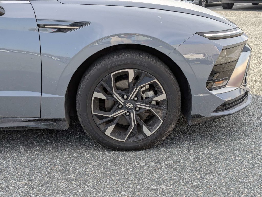 2025 Hyundai Sonata SEL - Photo 11