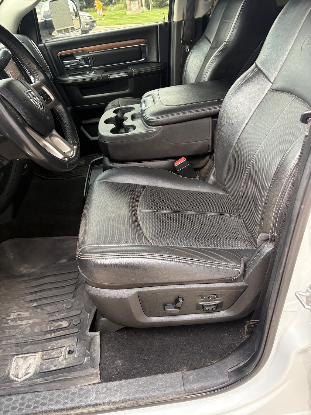 Used 2018 Ram 2500 Laramie Truck Crew Cab