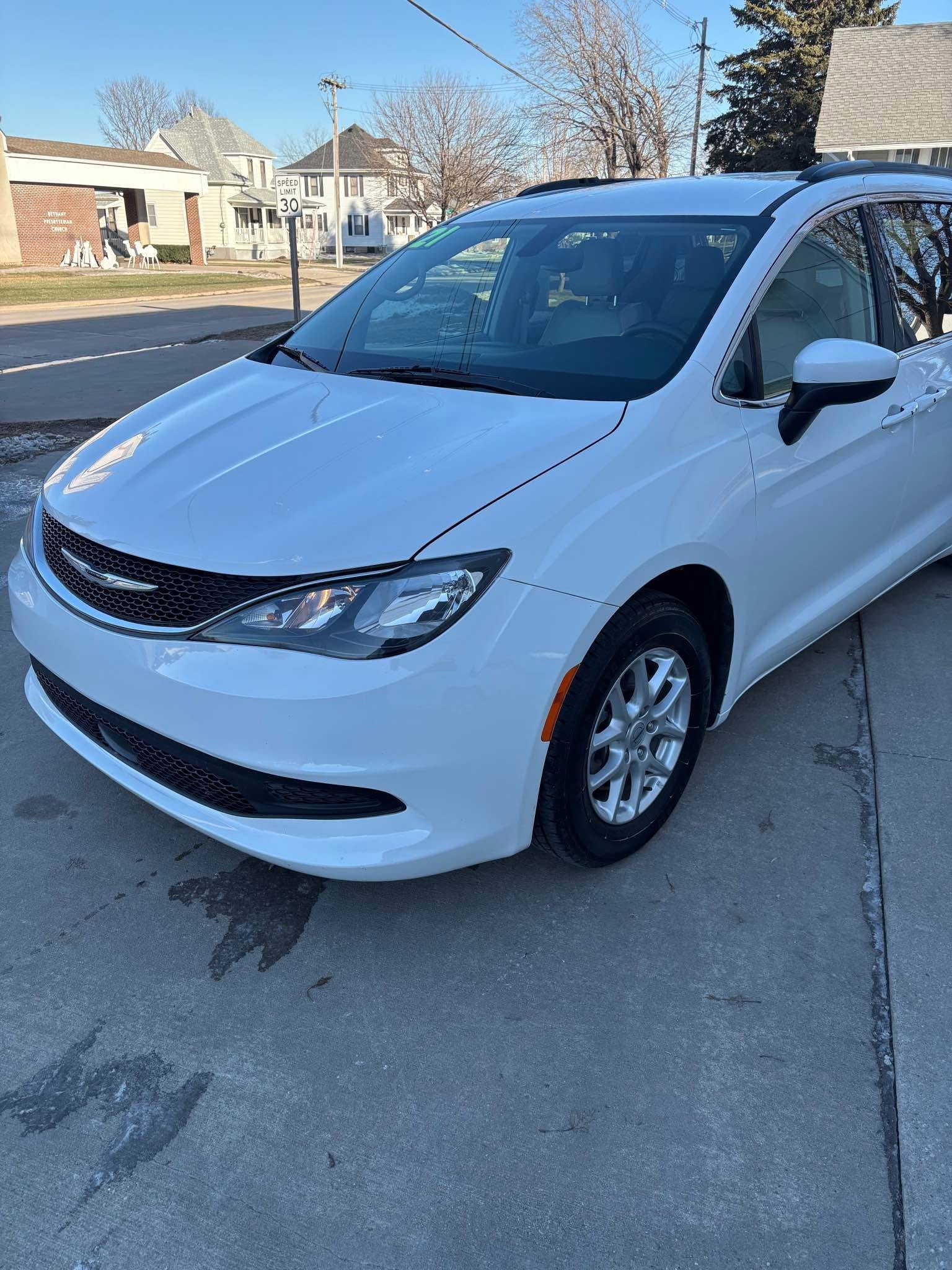 2021 Chrysler Voyager