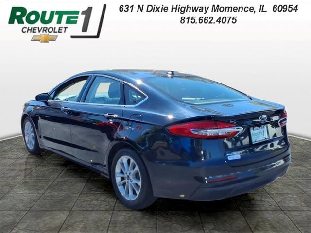 Used 2020 Ford Fusion SE with VIN 3FA6P0HD3LR227173 for sale in Momence, IL
