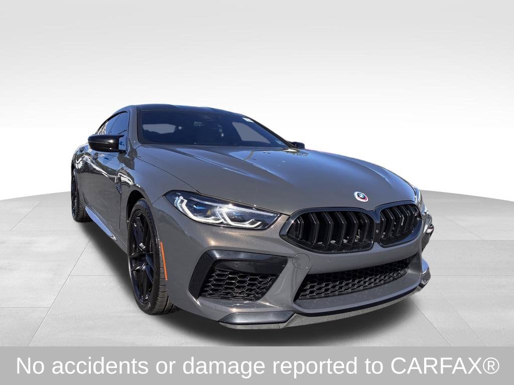 2023 BMW M8