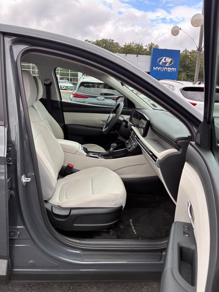 2026 Hyundai Tucson SE - Photo 19