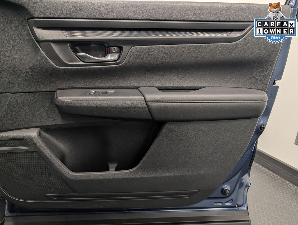2024 Honda CR-V LX - Photo 27