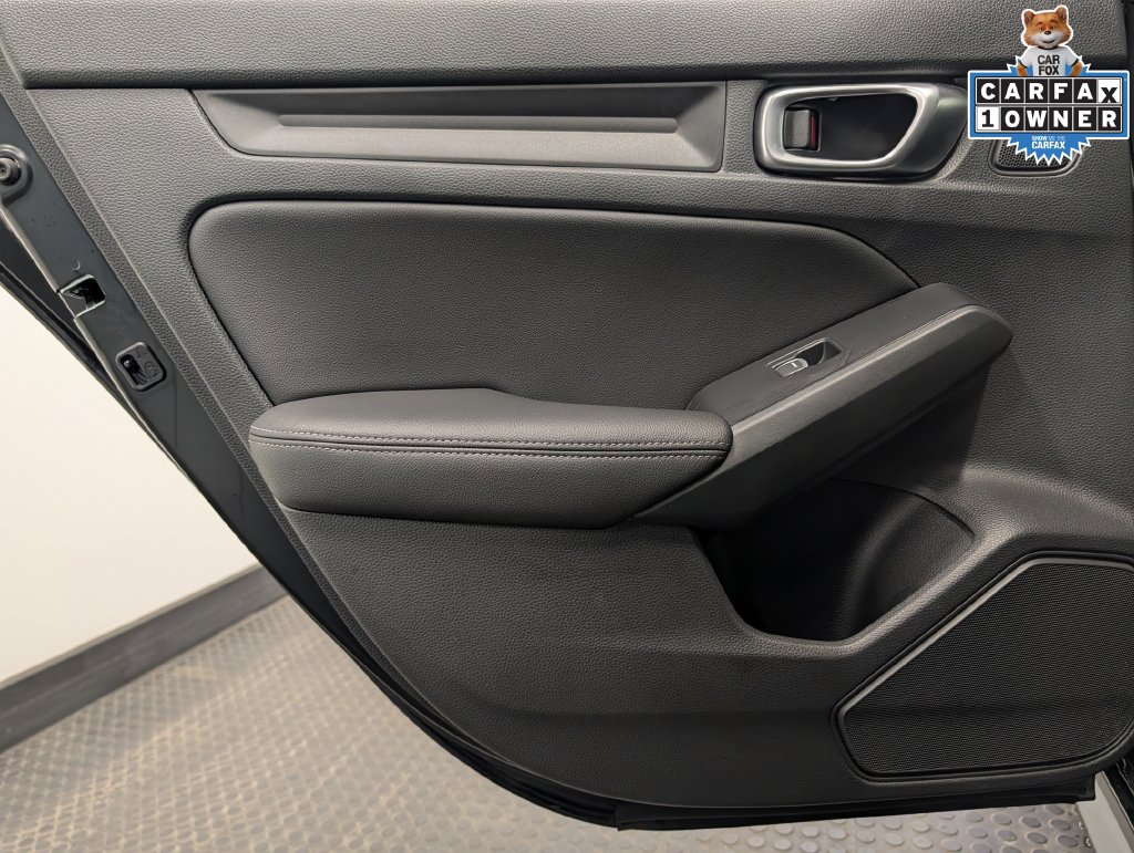 2024 Honda Civic Hatchback EX-L - Photo 27