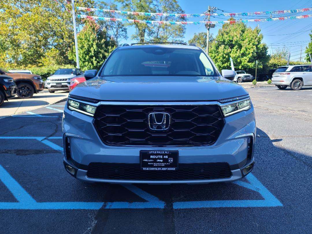 Used 2025 Honda Pilot Touring+ AWD Sport Utility
