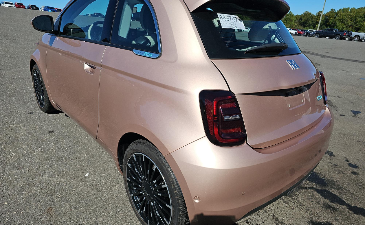 Used 2024 Fiat 500e Beauty FWD Car