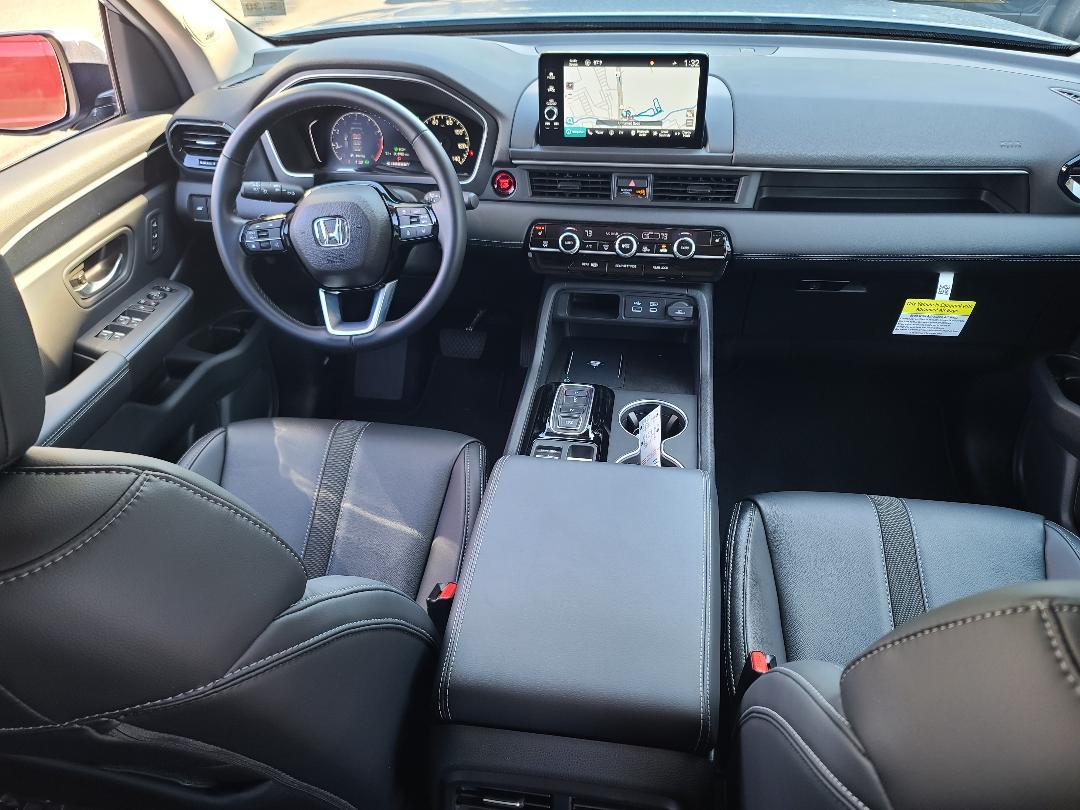 Used 2025 Honda Pilot Touring+ AWD Sport Utility