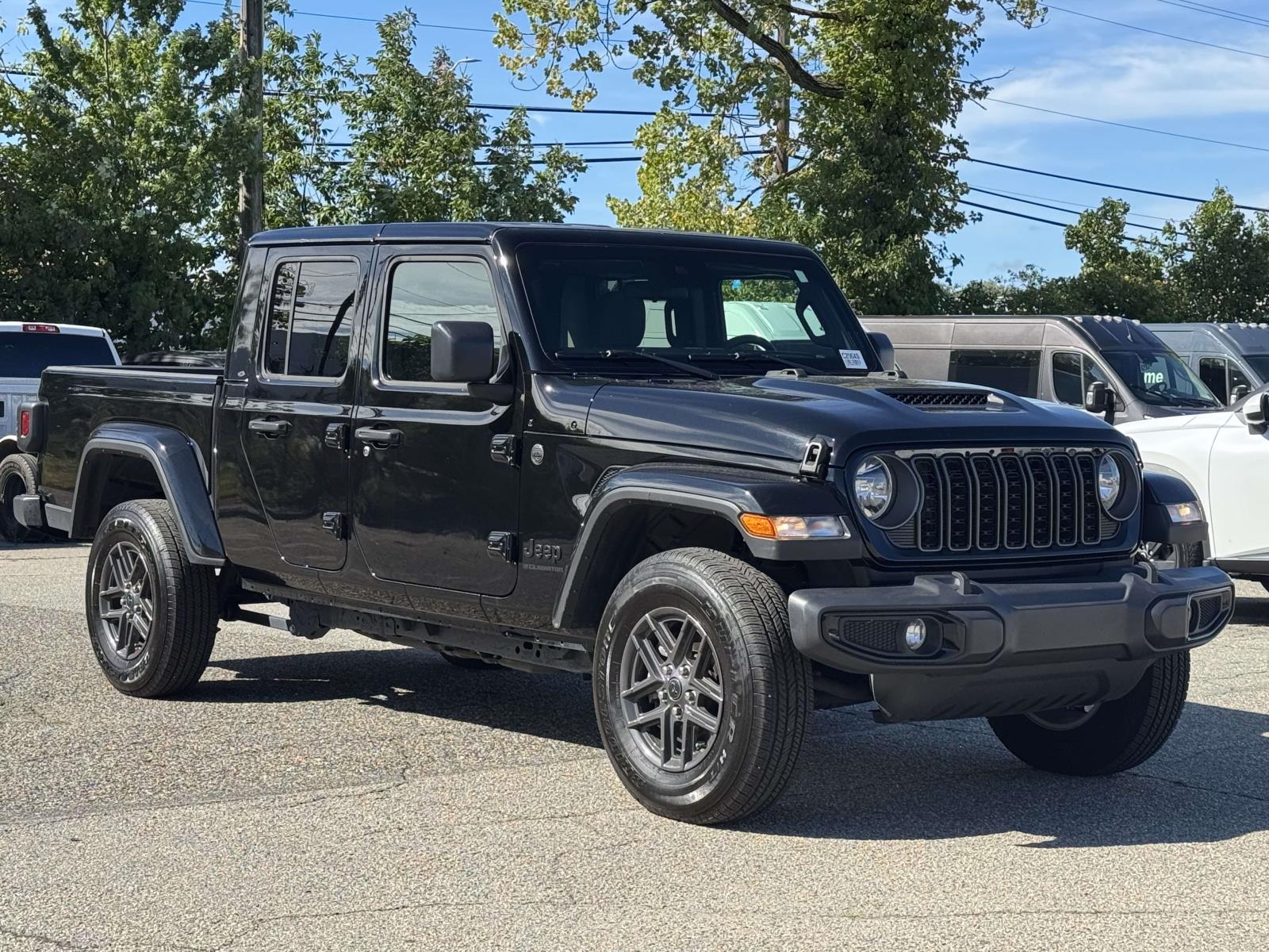2025 Jeep Gladiator