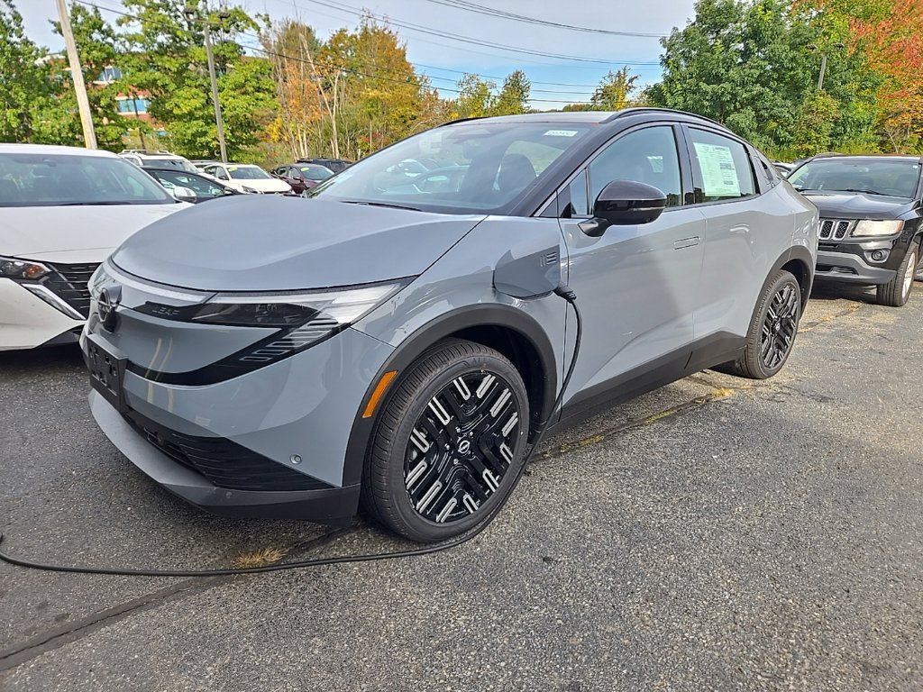 2026 Nissan LEAF Platinum+