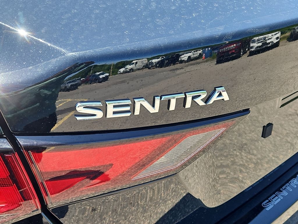 New 2025 Nissan Sentra SV Sedan
