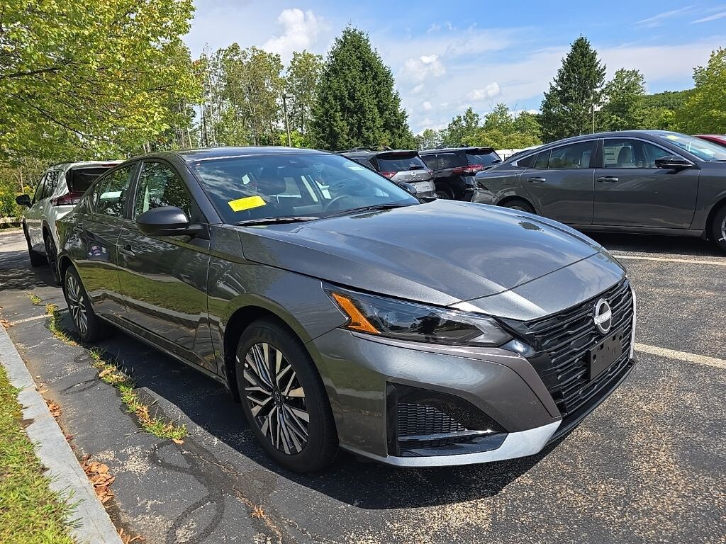 New 2026 Nissan Altima 2.5 SV Sedan