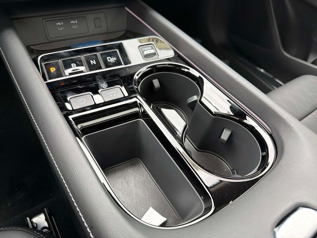 2026 Nissan Murano Platinum - Photo 10