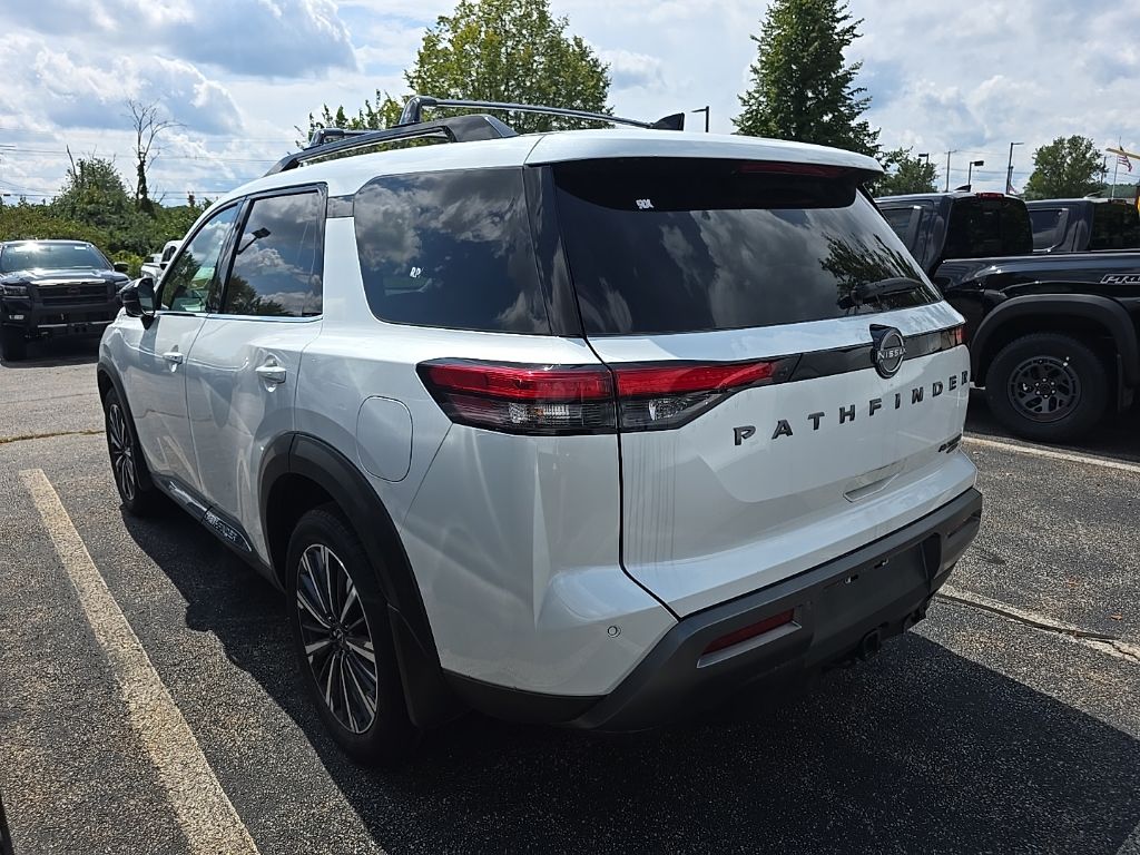2026 Nissan Pathfinder Platinum - Photo 6