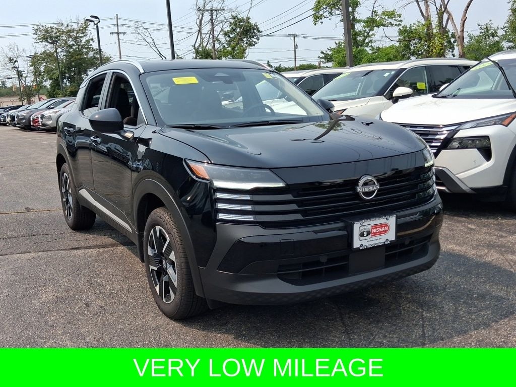 Used 2026 Nissan Kicks SV SUV