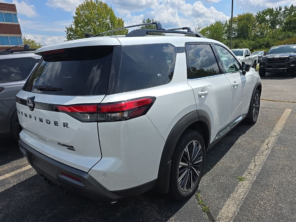 2026 Nissan Pathfinder Platinum - Photo 7