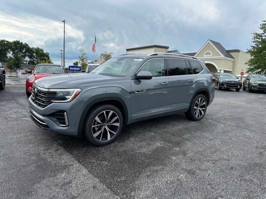 New 2026 Volkswagen Atlas SEL Premium R-Line SUV