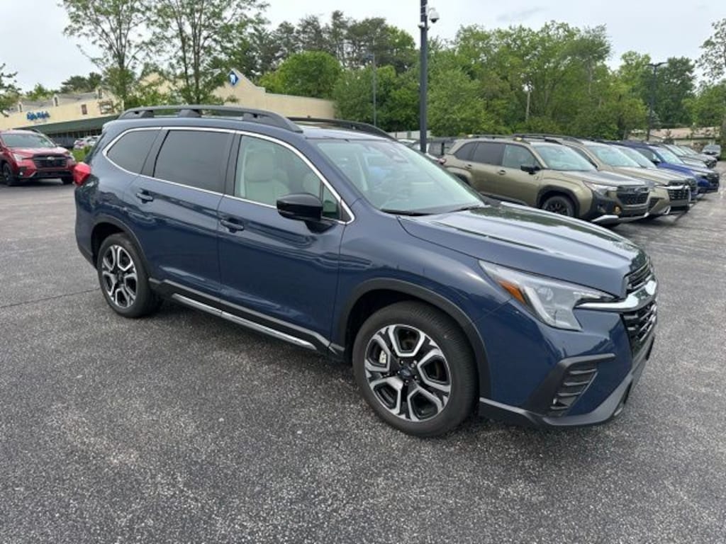Used 2025 Subaru Ascent Limited SUV