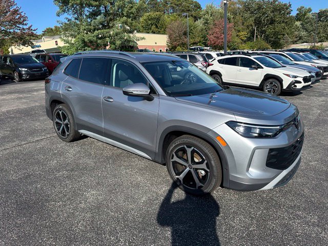 New 2026 Volkswagen Tiguan SE SUV