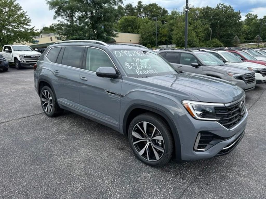 New 2026 Volkswagen Atlas SEL Premium R-Line SUV