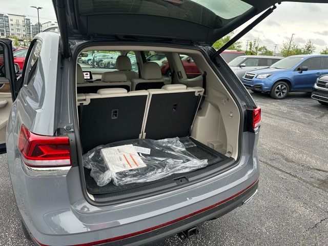2026 Volkswagen Atlas SE w/Tech - Photo 19