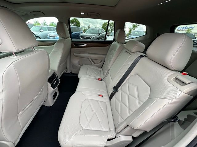 2026 Volkswagen Atlas SE w/Tech - Photo 17