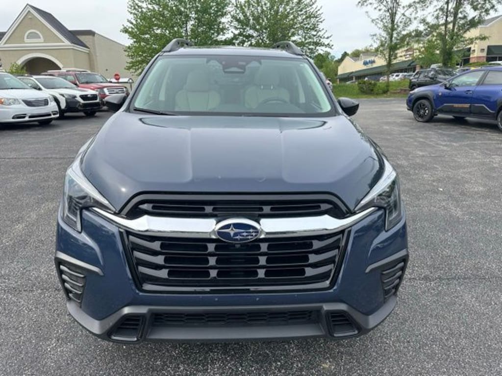 Used 2025 Subaru Ascent Limited SUV