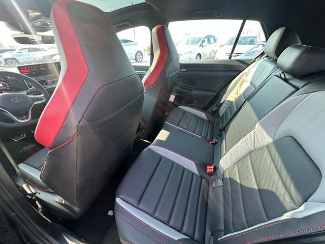 2026 Volkswagen Golf GTI SE - Photo 18