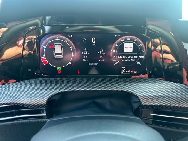 2026 Volkswagen Golf GTI SE - Photo 9