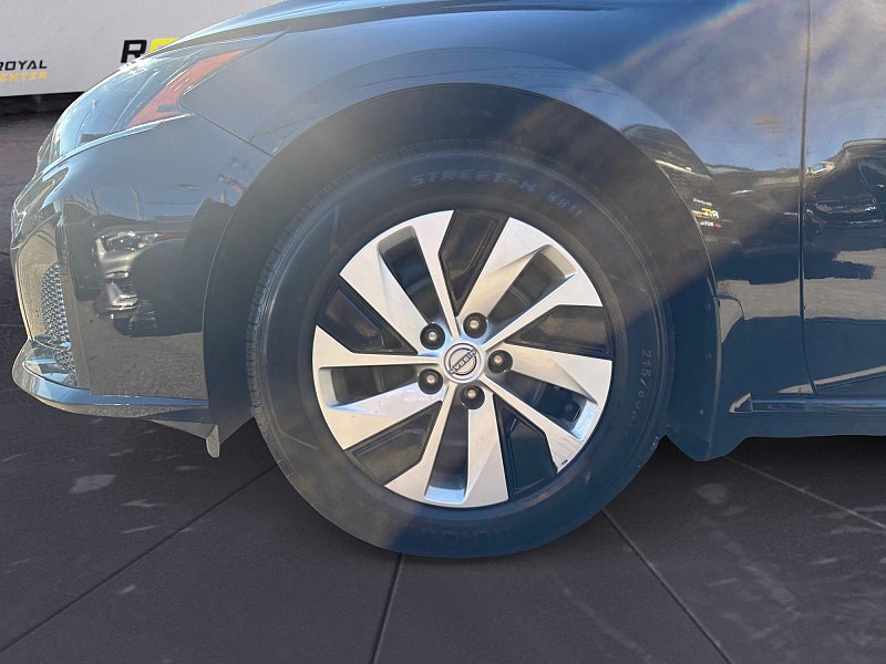 2024 Nissan Altima S - Photo 14