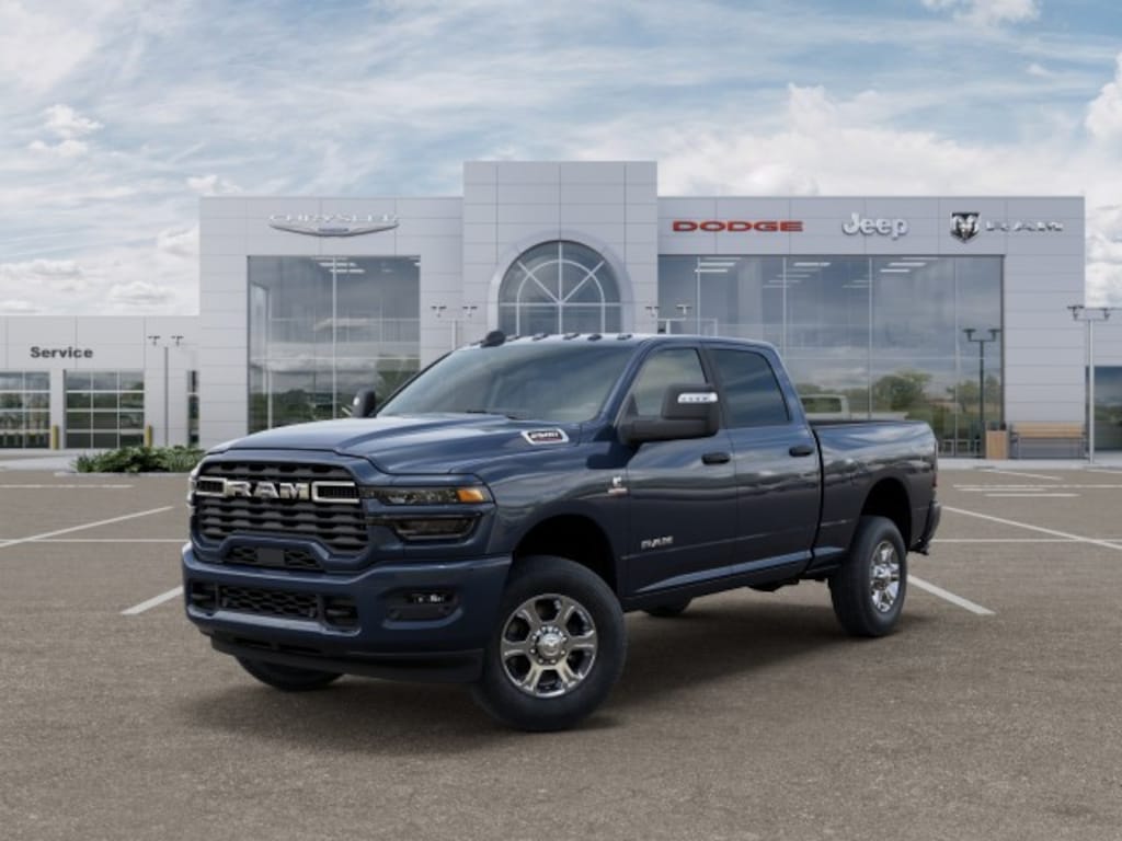 New 2025 Ram 2500 BIG HORN CREW CAB 4X4 6'4 BOX Pickup