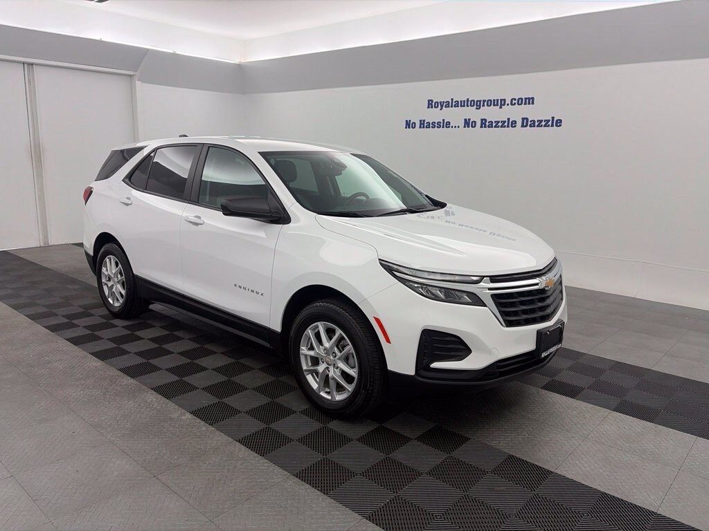 Used 2024 Chevrolet Equinox LS SUV