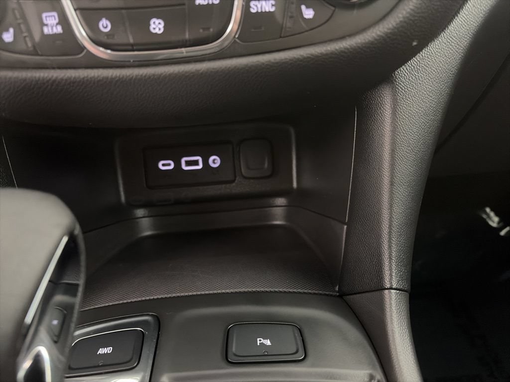 2023 Chevrolet Equinox LT - Photo 19