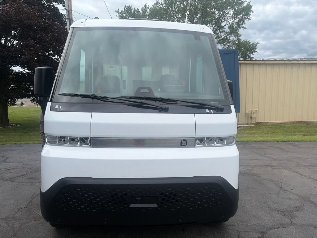 Used 2024 Brightdrop Zevo 600 EJY Van Cargo