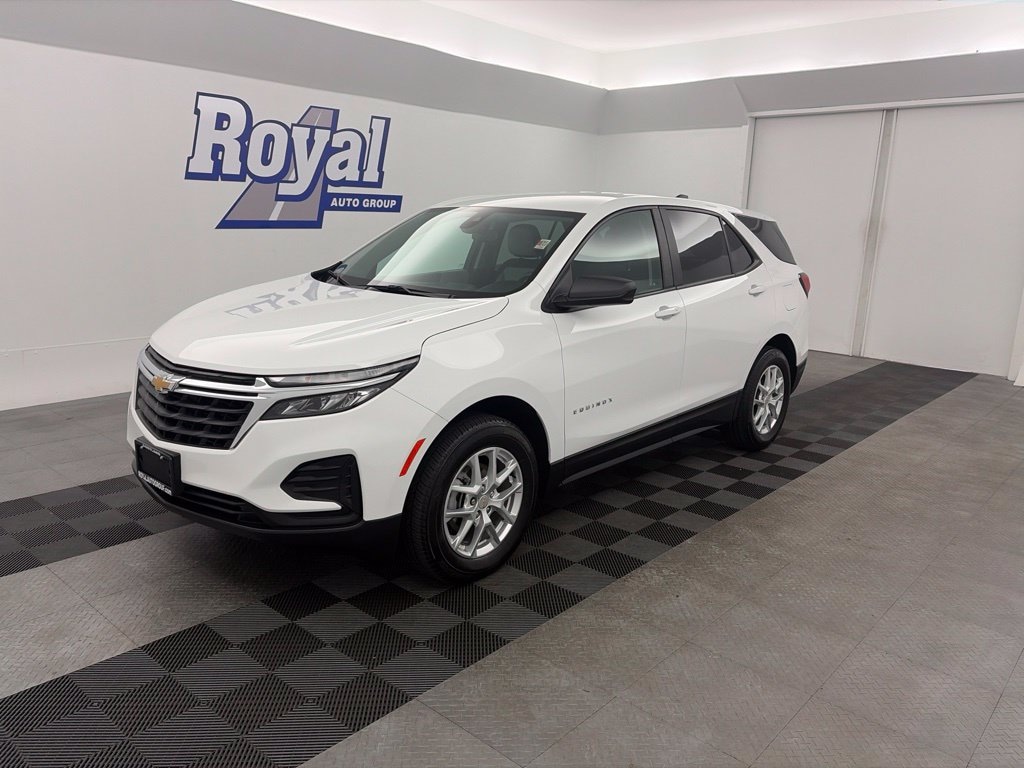 Used 2024 Chevrolet Equinox LS SUV