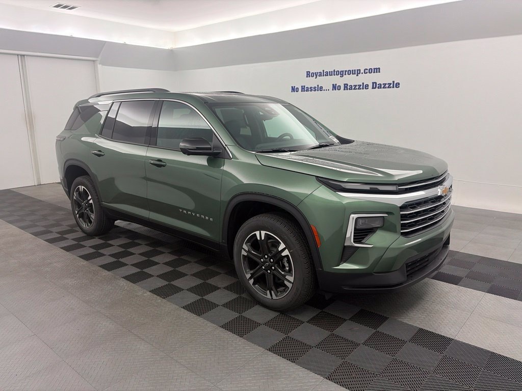 New 2027 Chevrolet Traverse LT SUV